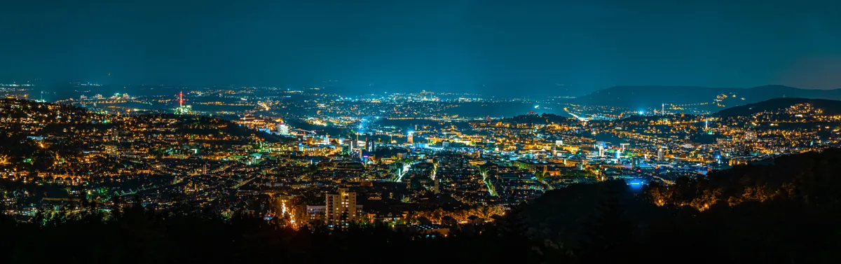 Panorama von Stuttgart bei Nacht